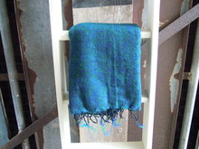 Yak sjaal blauw /  groen van fijne yak wol